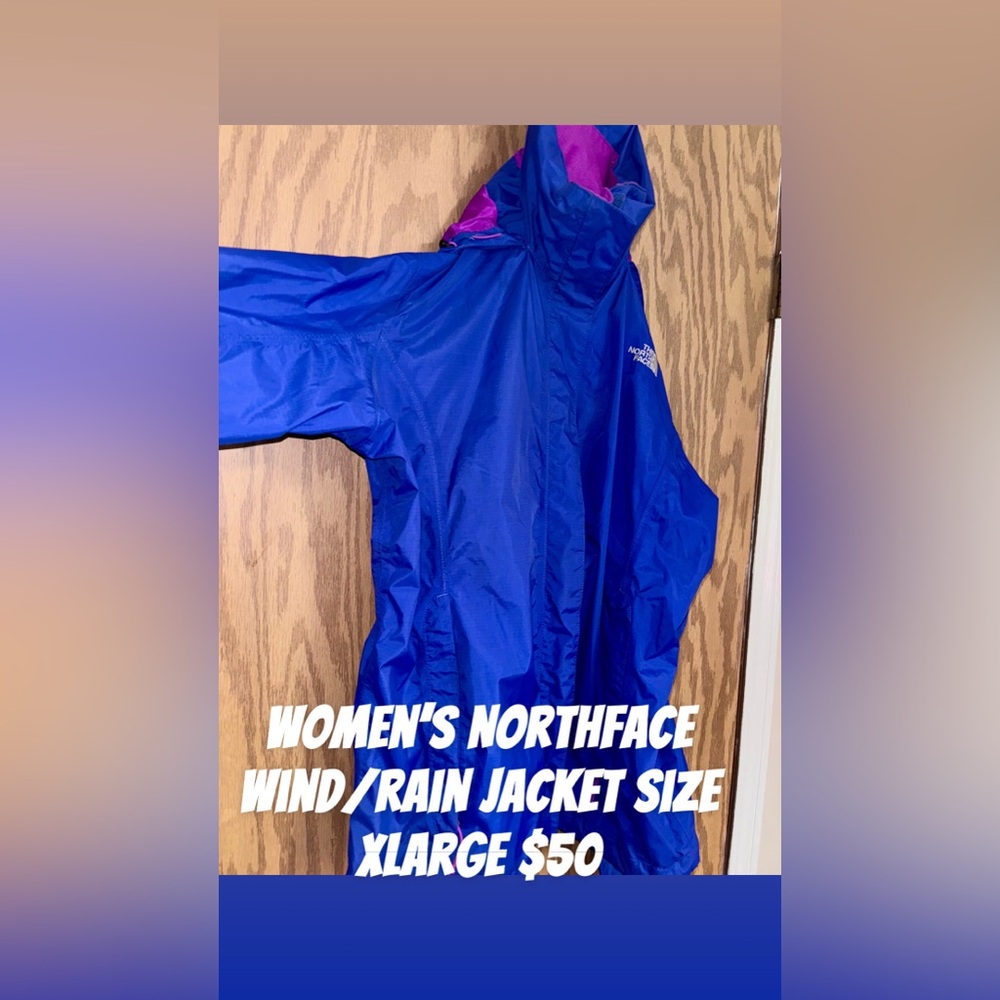 The North Face Women's Blue and purple windbreaker